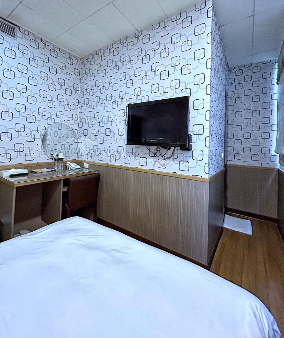 Fulong Hotel Чжунлі Екстер'єр фото